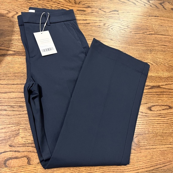 The Bi-Stretch Flare Pant - Everlane - Picture 9 of 10